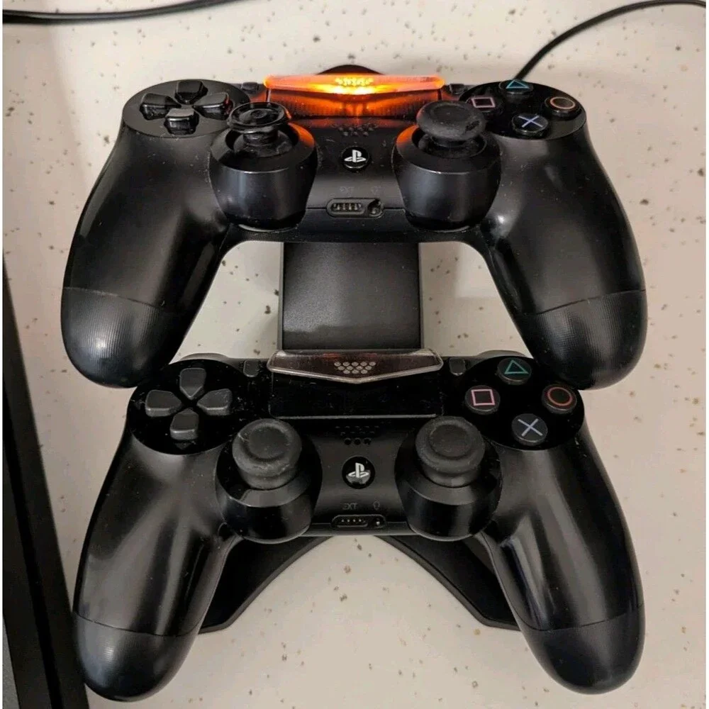 PS4 Console 500GB w/ 2 Controllers & Charging Station HDMI & Power Cord